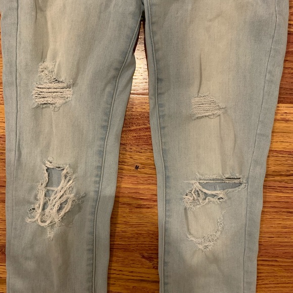 AE light wash ripped jeggings - Picture 2 of 6